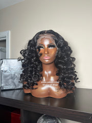 Wandcurled Frontal Wig