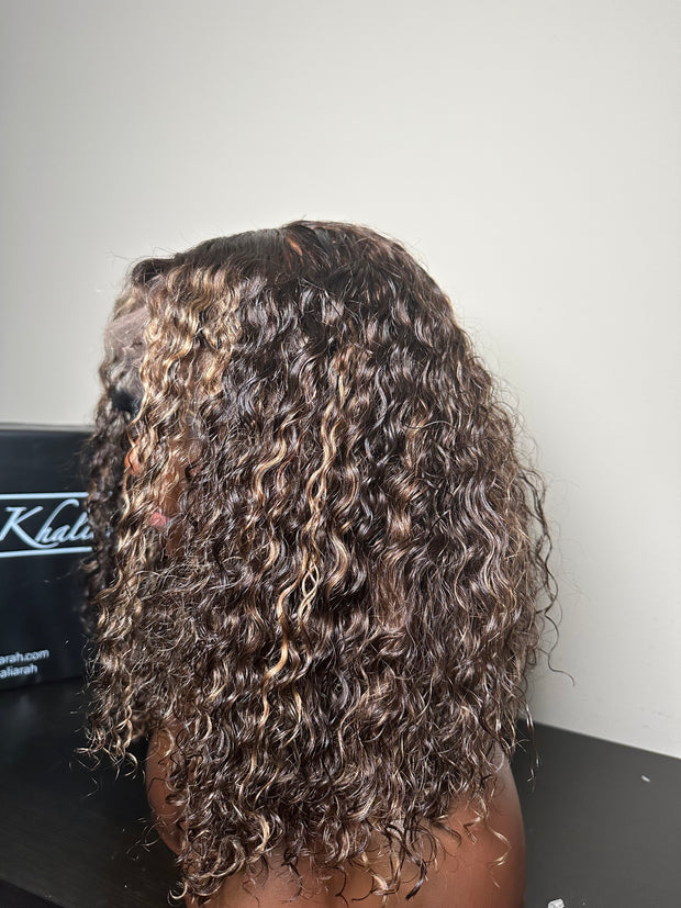 Layered Curly Unit with Highlights