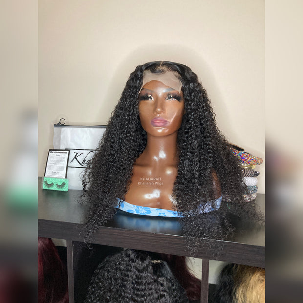 Curly Closure unit