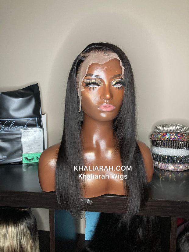 Simple Frontal unit with light layers