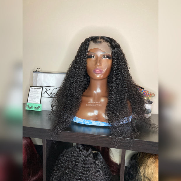 Curly Closure unit